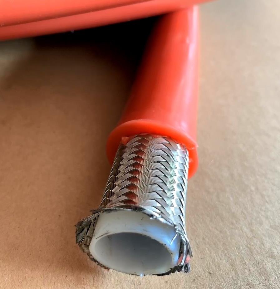 红色光滑铁氟龙（PTFE）软管BT40R